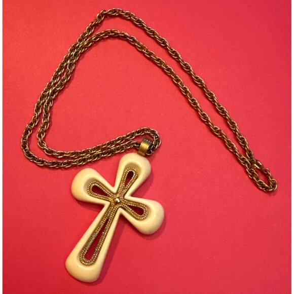 Sarah Coventry Gold-Tone Twisted Chain Necklace With Cream & Gold Cross Pendant - Picture 1 of 11